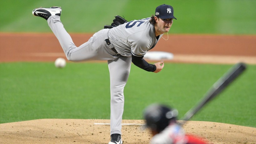 New York Yankees Overwhelmed Cleveland Indians 12-3 in Wild Card Round