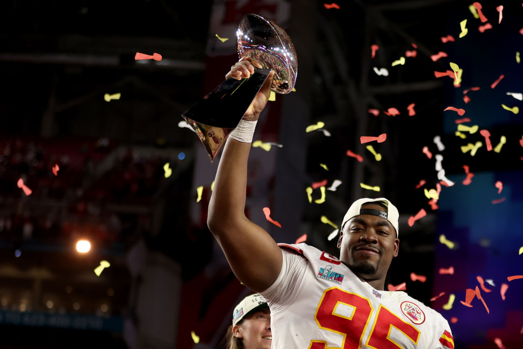 DL Chris Jones extension on Chiefs GM Brett Veach's to-do list