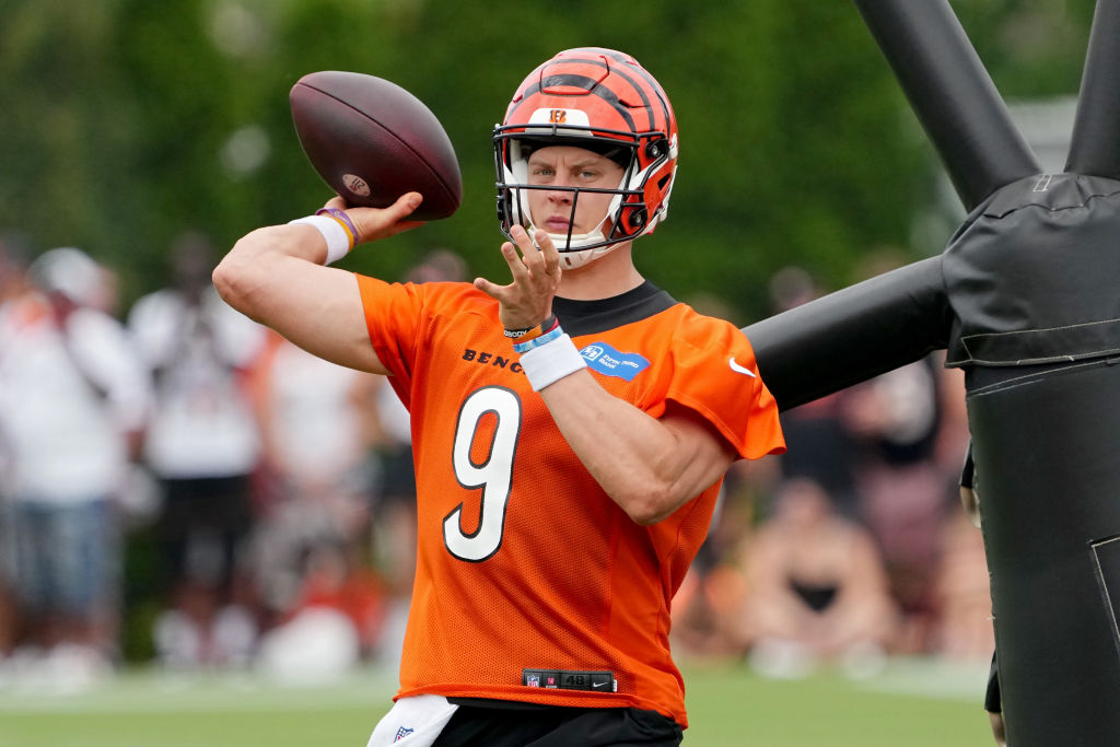 Joe Burrow returns to full practice; Bengals sign Will Grier