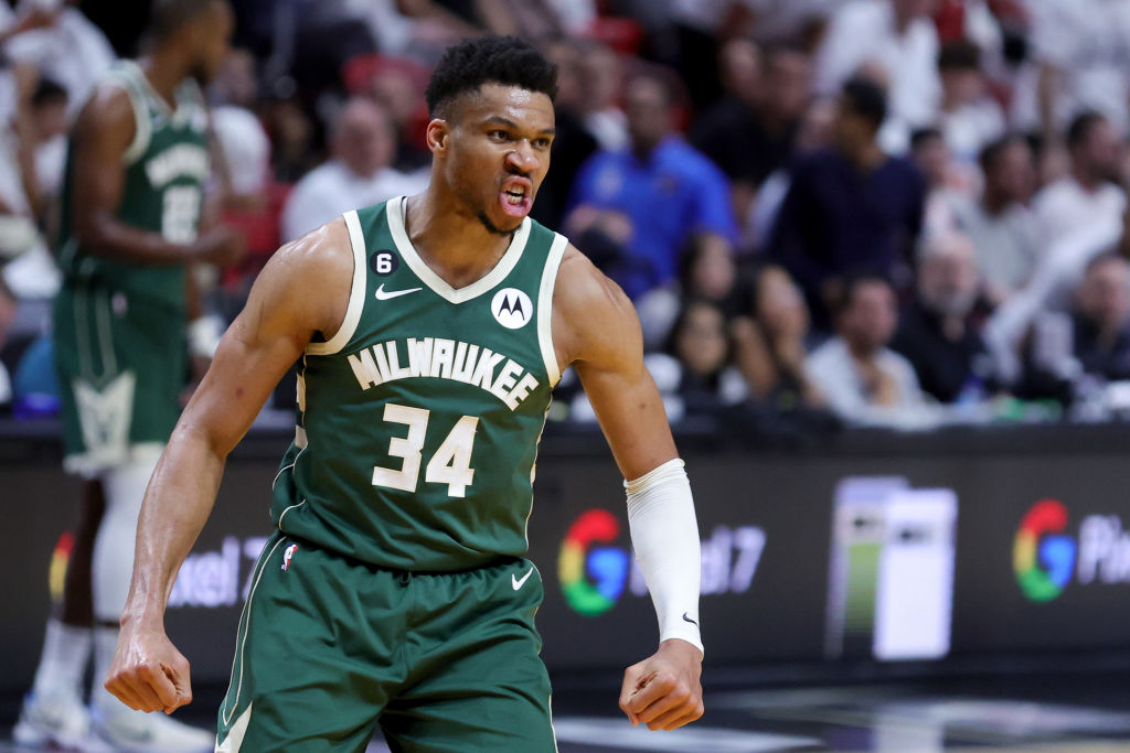 Giannis Antetokounmpo: WR1 