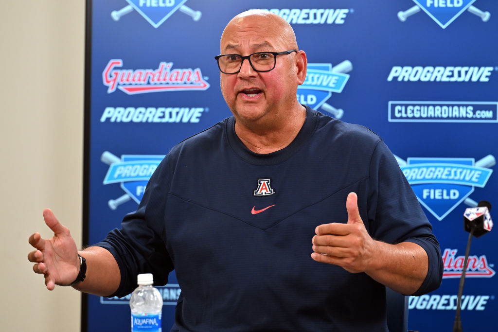 Terry Francona Officially Steps Down as Guardians Manager - Sports