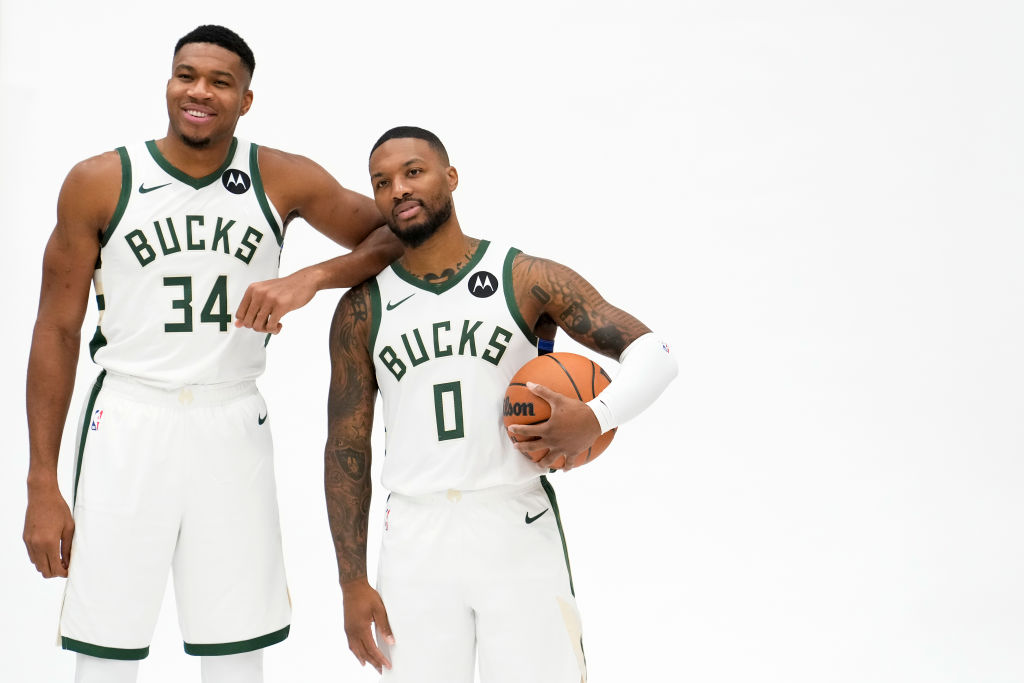 Milwaukee Bucks release '0' Damian Lillard jersey