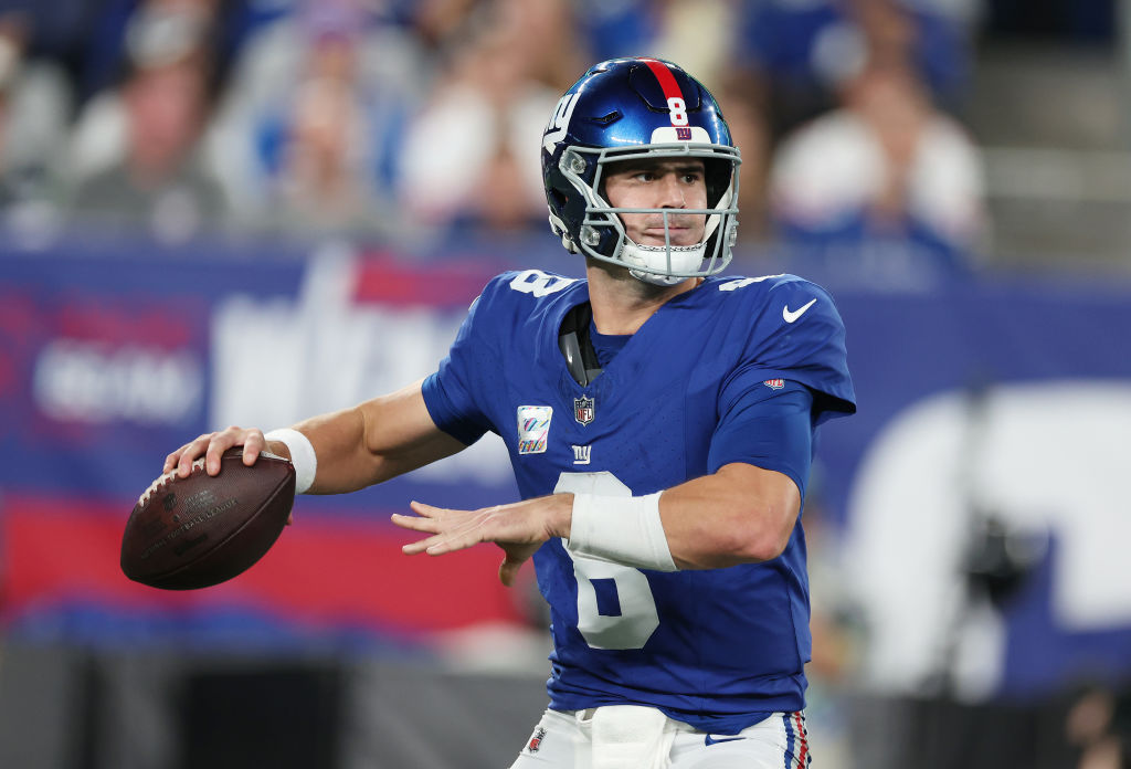Giants quarterback Daniel Jones misses his second straight practice with a  neck injury