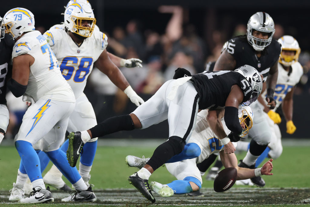 Pro Picks: Easton Stick will lead Chargers to an upset road win over  Raiders in first NFL start – KGET 17