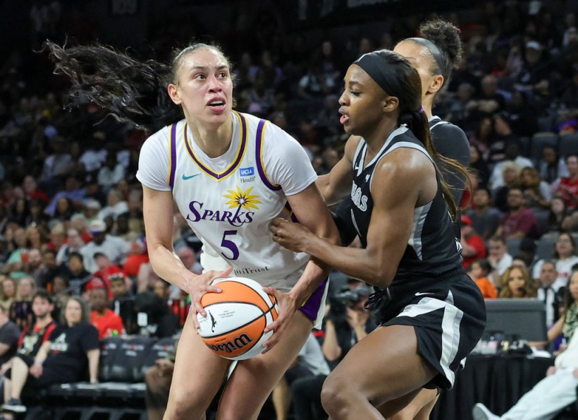 Los Angeles Sparks v Las Vegas Aces