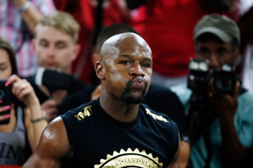 Floyd Mayweather Jr. Confirms Exhibition Bout With Logan Paul