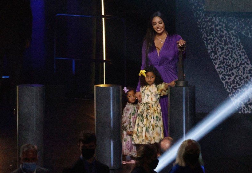 Kobe Bryant's Daughters Bianka and Capri Pay Tribute to Him and Gigi at WNBA All-Star Game