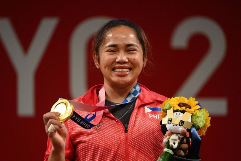 Hidilyn Diaz Ends China’s Reign in Weightlifting To Win Philippines’ First-Ever Olympic Gold Medal