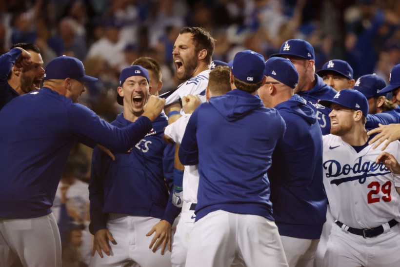 Taylor Makes Dodgers vs Giants NLDS a Reality; Hits Walk-off HR to Sink Cards in NL Wild Card