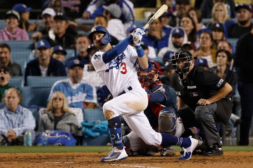 Chris Taylor Keeps LA Dodgers' World Series Dream Alive With 3-HR Night in Game 5 of NLCS