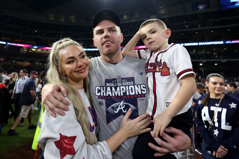 Free Agency Looms for Freddie Freeman After World Series Win With Atlanta Braves