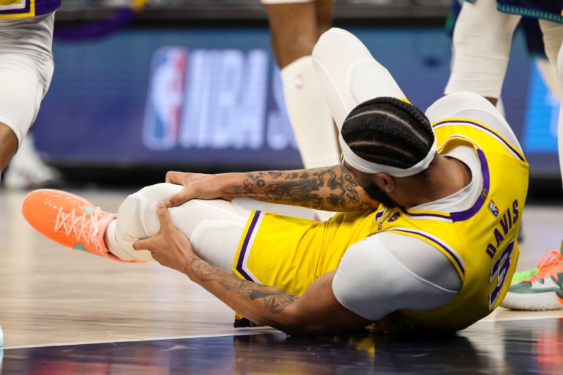 Injury Bug Strikes LA Lakers Again as Anthony Davis Suffers MCL Sprain in Loss to Wolves
