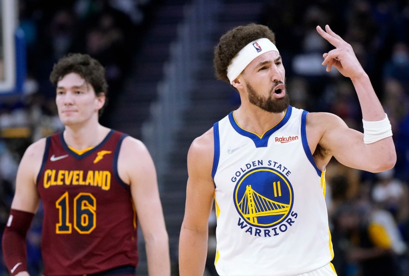 Klay Thompson Dazzles Golden State Warriors Crowd With Poster Dunk in Win vs Cleveland Cavs