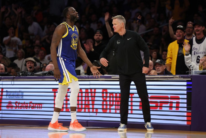 Draymond Green and Steve Kerr - Golden State Warriors v Los Angeles Lakers - Game Six
