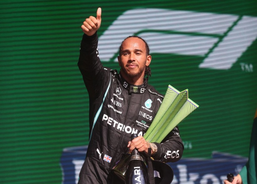 Lewis Hamilton - TOPSHOT-AUTO-PRIX-BRA-F1-RACE-PODIUM