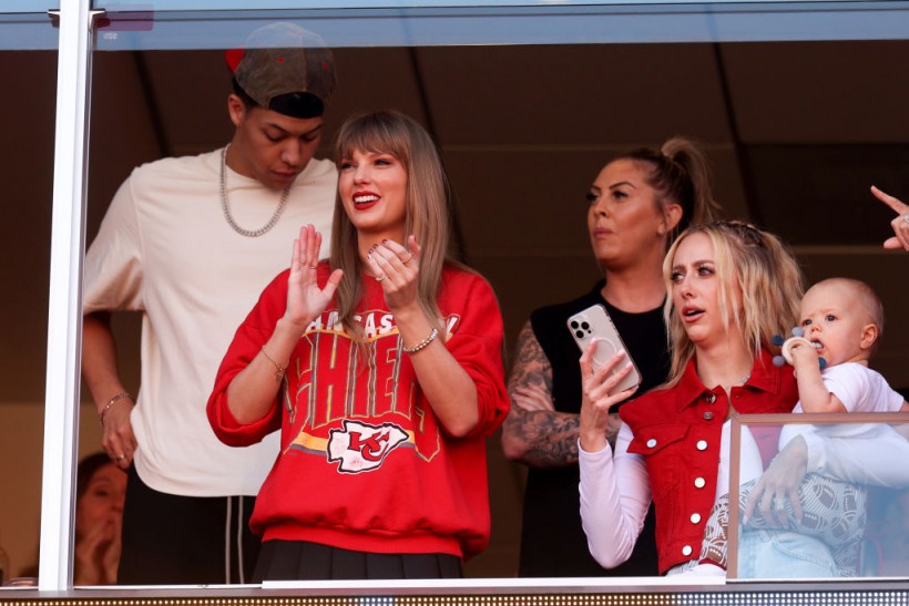 Taylor Swift and Brittany Mahomes - Los Angeles Chargers v Kansas City Chiefs
